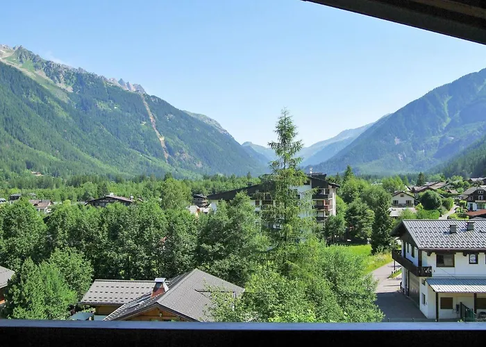 Les Periades By Interhome *