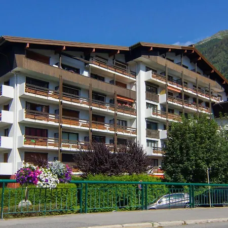 Les Periades By Interhome *